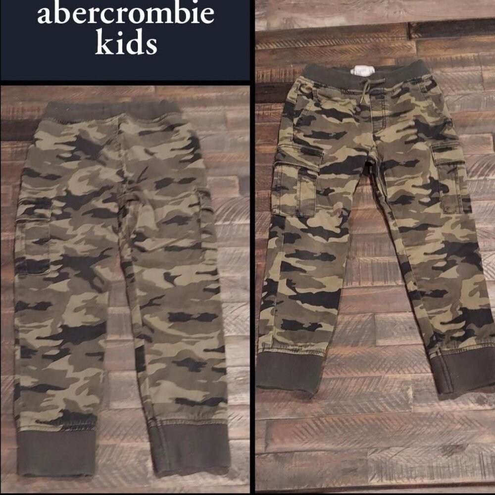 abercrombie kids boys cargo joggers size 7/8 camouflage